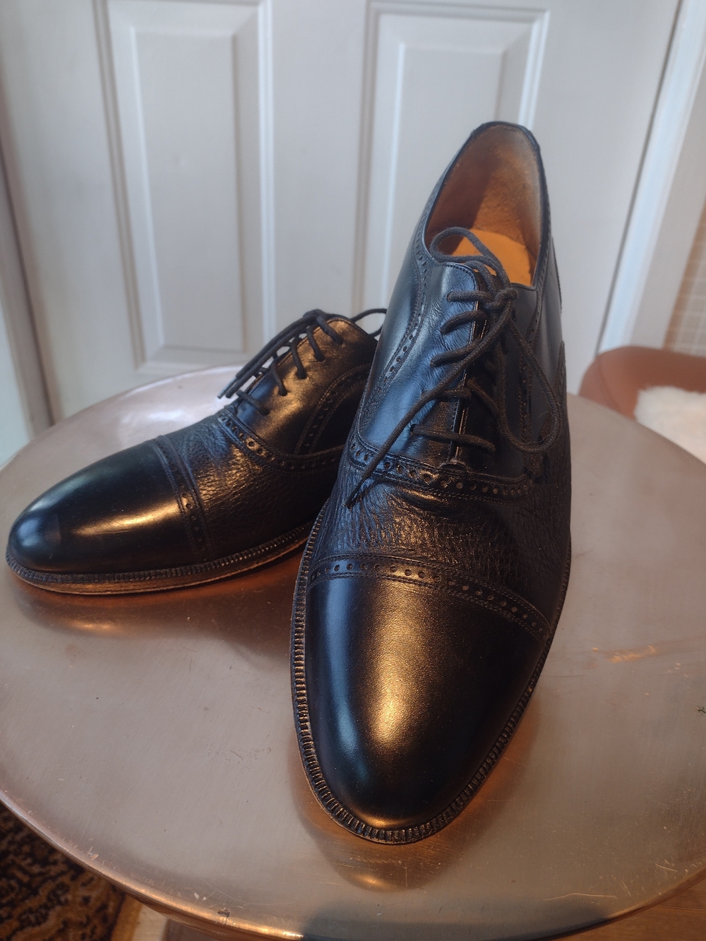 Men's Black Leather Cap-Toe Oxford Shoes